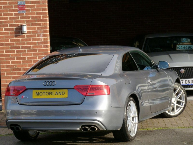 AUDI S5