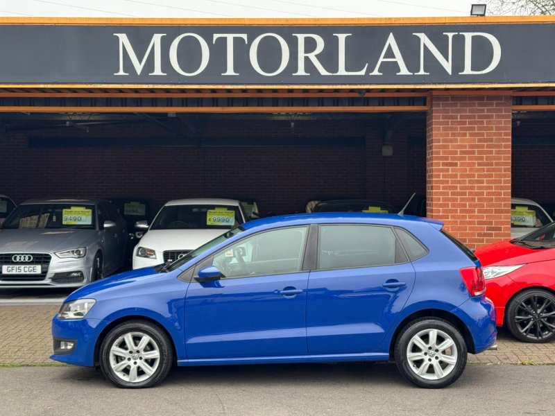 VOLKSWAGEN POLO