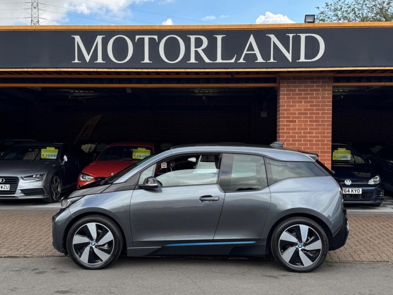 BMW I3