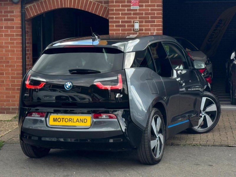 BMW I3