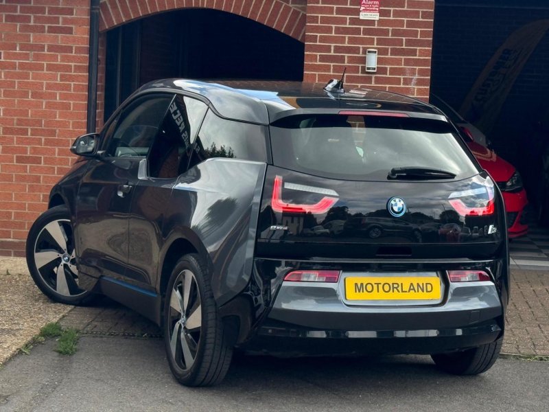 BMW I3