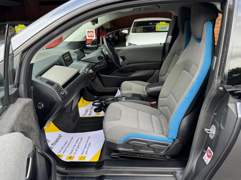 BMW I3