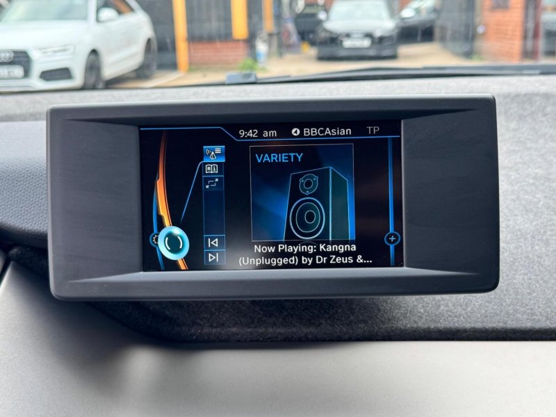 BMW I3