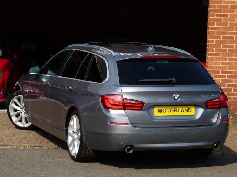 BMW 5 SERIES