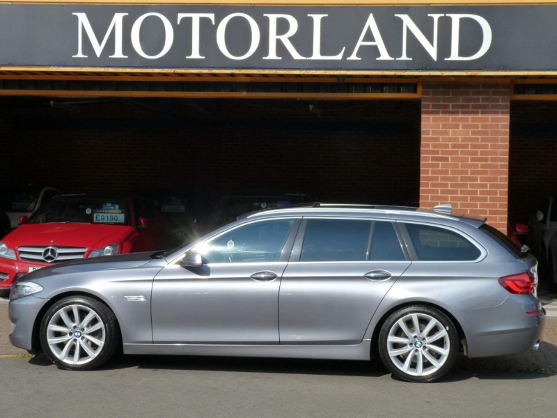 BMW 5 SERIES